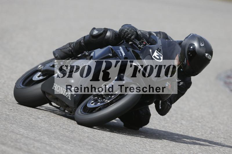 /Archiv-2025/07 19.04.2025 Speer Racing ADR/Gruppe rot/3